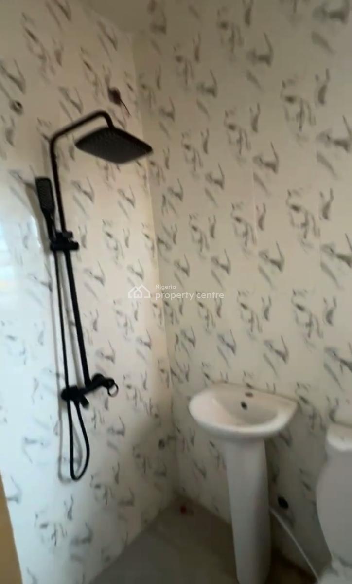 an Executively Built One Bedroom Apartment., Akoka, Yaba, Lagos, Mini Flat (room and Parlour) for Rent