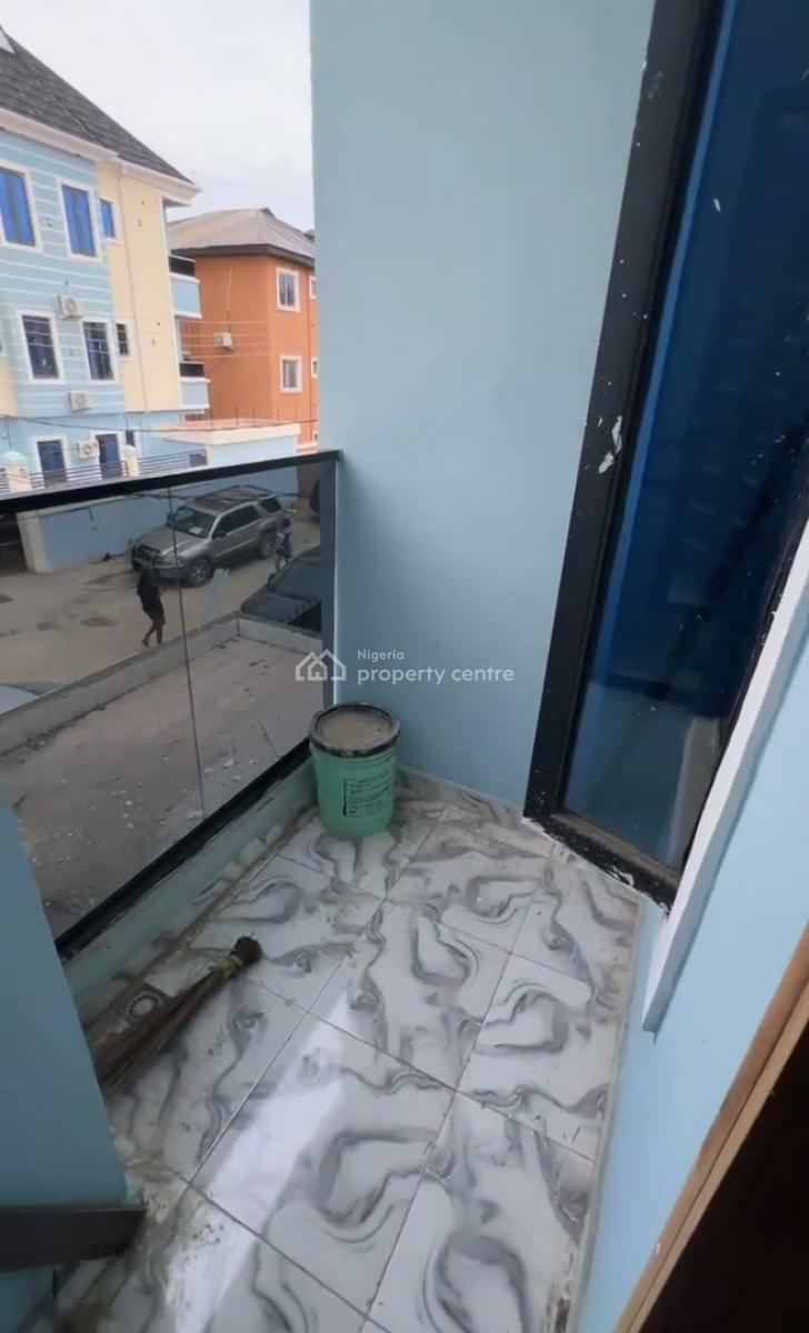 an Executively Built One Bedroom Apartment., Akoka, Yaba, Lagos, Mini Flat (room and Parlour) for Rent