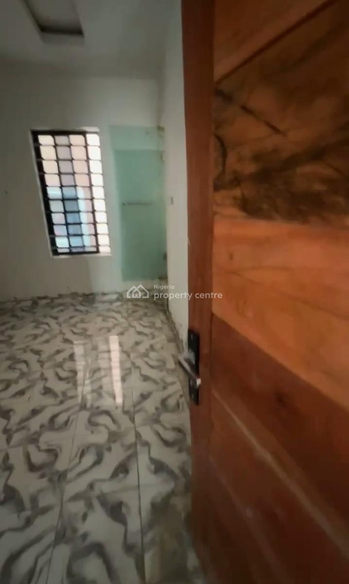 an Executively Built One Bedroom Apartment., Akoka, Yaba, Lagos, Mini Flat (room and Parlour) for Rent