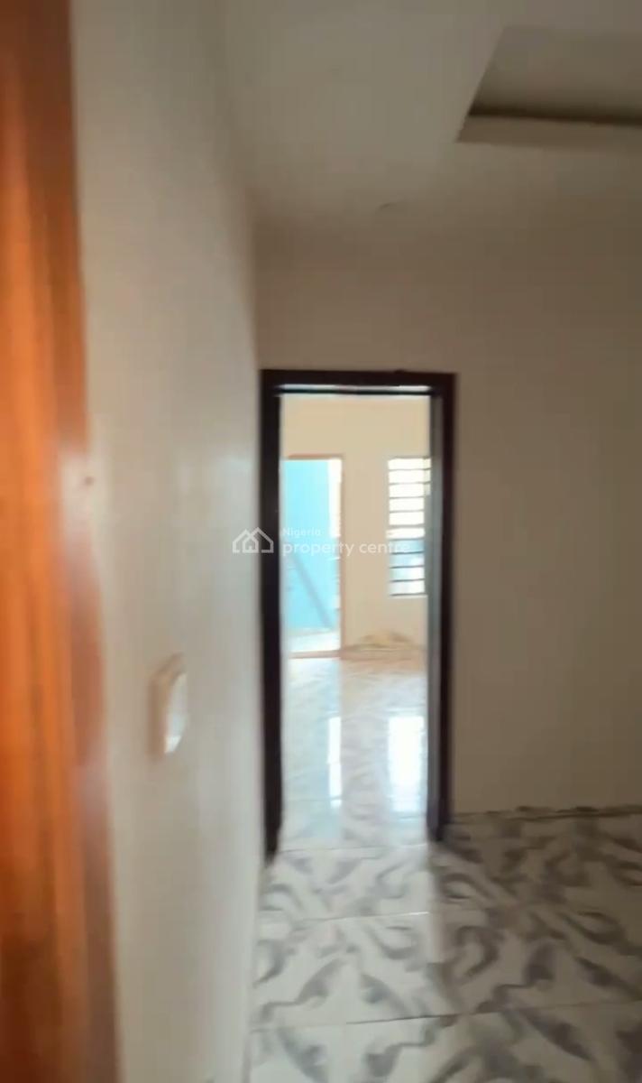 an Executively Built One Bedroom Apartment., Akoka, Yaba, Lagos, Mini Flat (room and Parlour) for Rent