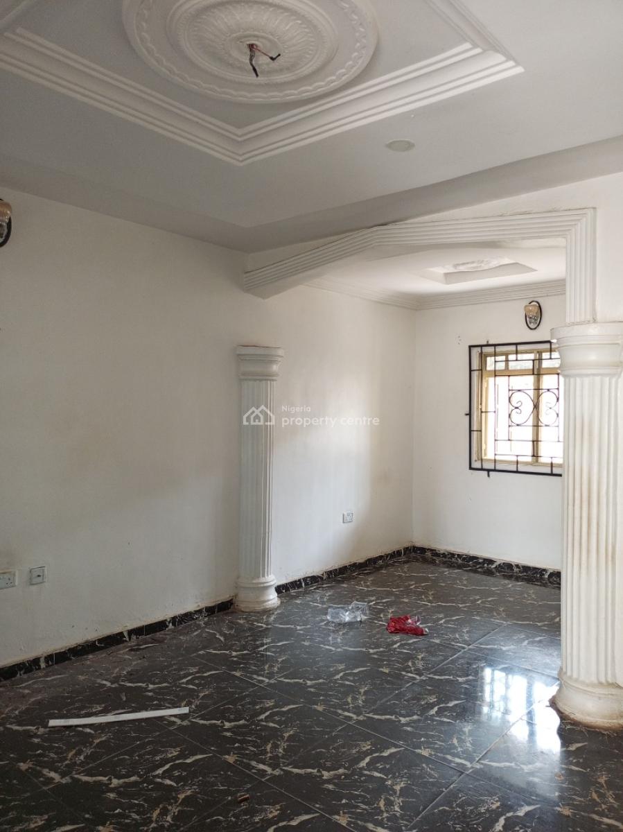 Nicely Built 3bedrooms Apartment., Pole Street, Etete Gra, Benin, Oredo, Edo, Flat / Apartment for Rent