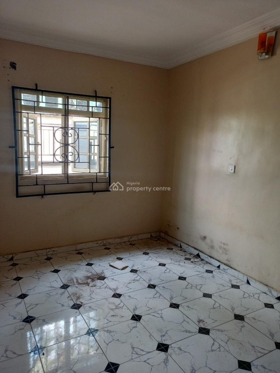 Nicely Built 3bedrooms Apartment., Pole Street, Etete Gra, Benin, Oredo, Edo, Flat / Apartment for Rent