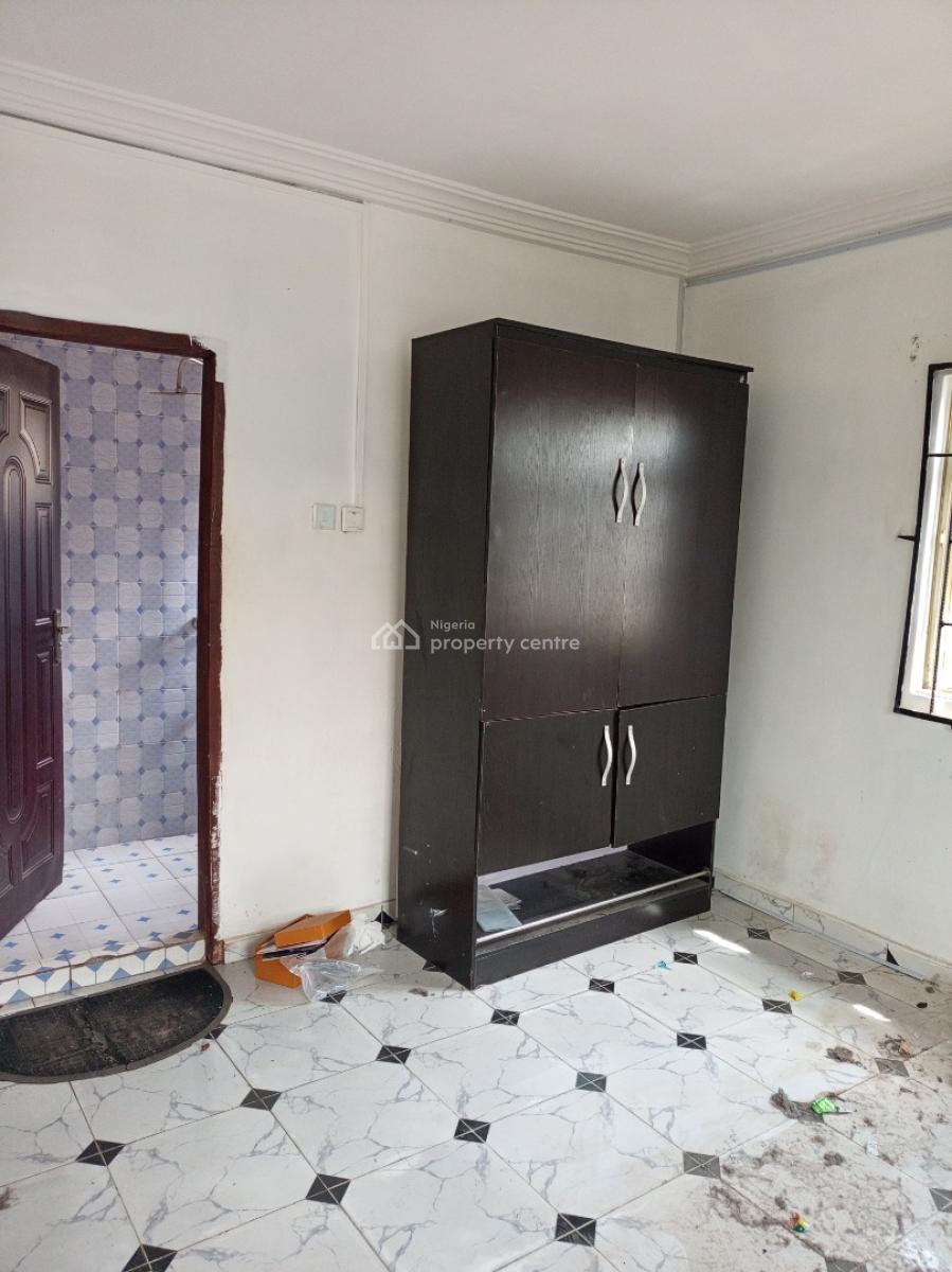 Nicely Built 3bedrooms Apartment., Pole Street, Etete Gra, Benin, Oredo, Edo, Flat / Apartment for Rent
