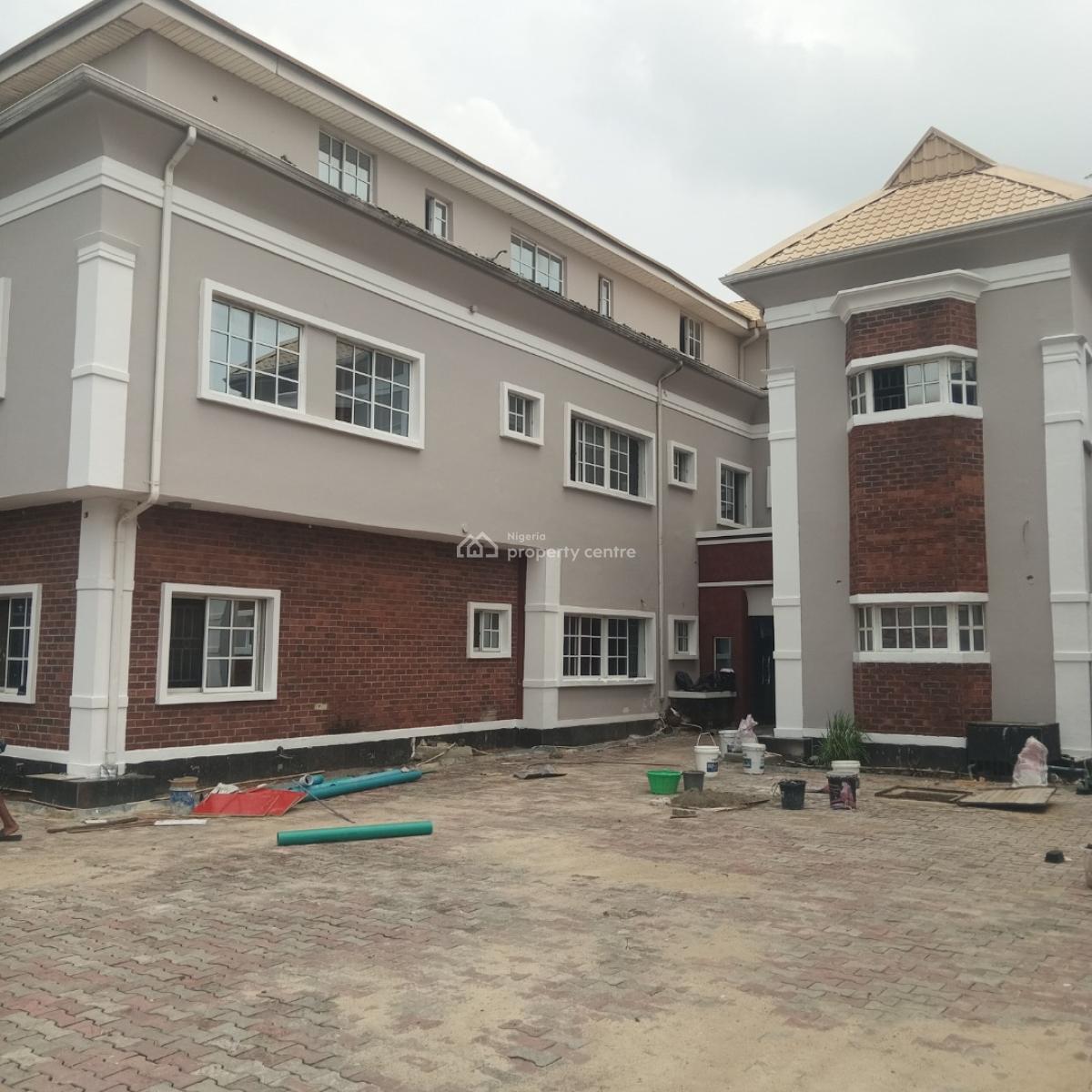 Newly Renovated 3 Bedroom Apartments with Bq and Swimming Pool, Admiralty, Lekki Phase 1, Lekki, Lagos, Detached Duplex for Rent