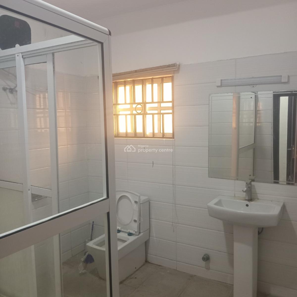 Newly Renovated 3 Bedroom Apartments with Bq and Swimming Pool, Admiralty, Lekki Phase 1, Lekki, Lagos, Detached Duplex for Rent
