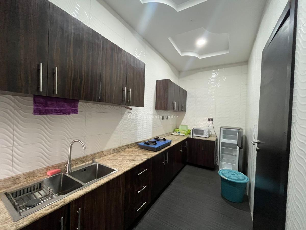 Luxury 2 Bedroom Apartment with Gymnasium and Swimming Pool, Ikeja Gra, Ikeja, Lagos, Flat / Apartment Short Let