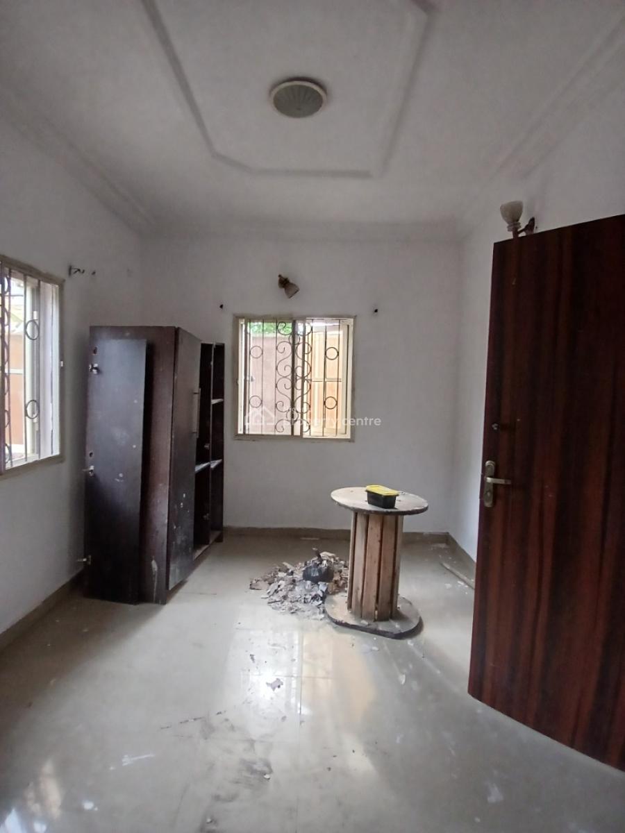 a Room in a Shared Apartment, Okera Nla, Off Ado Road, Ajah, Lagos, Flat / Apartment for Rent