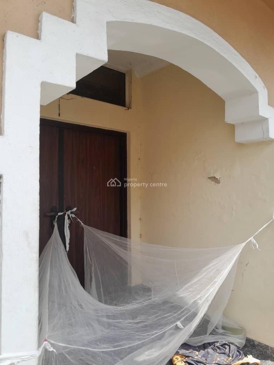 8bedroom Semi Detached Duplex at Lekki Phase 1, Lekki Phase 1, Lekki Phase 1, Lekki, Lagos, Semi-detached Duplex for Rent