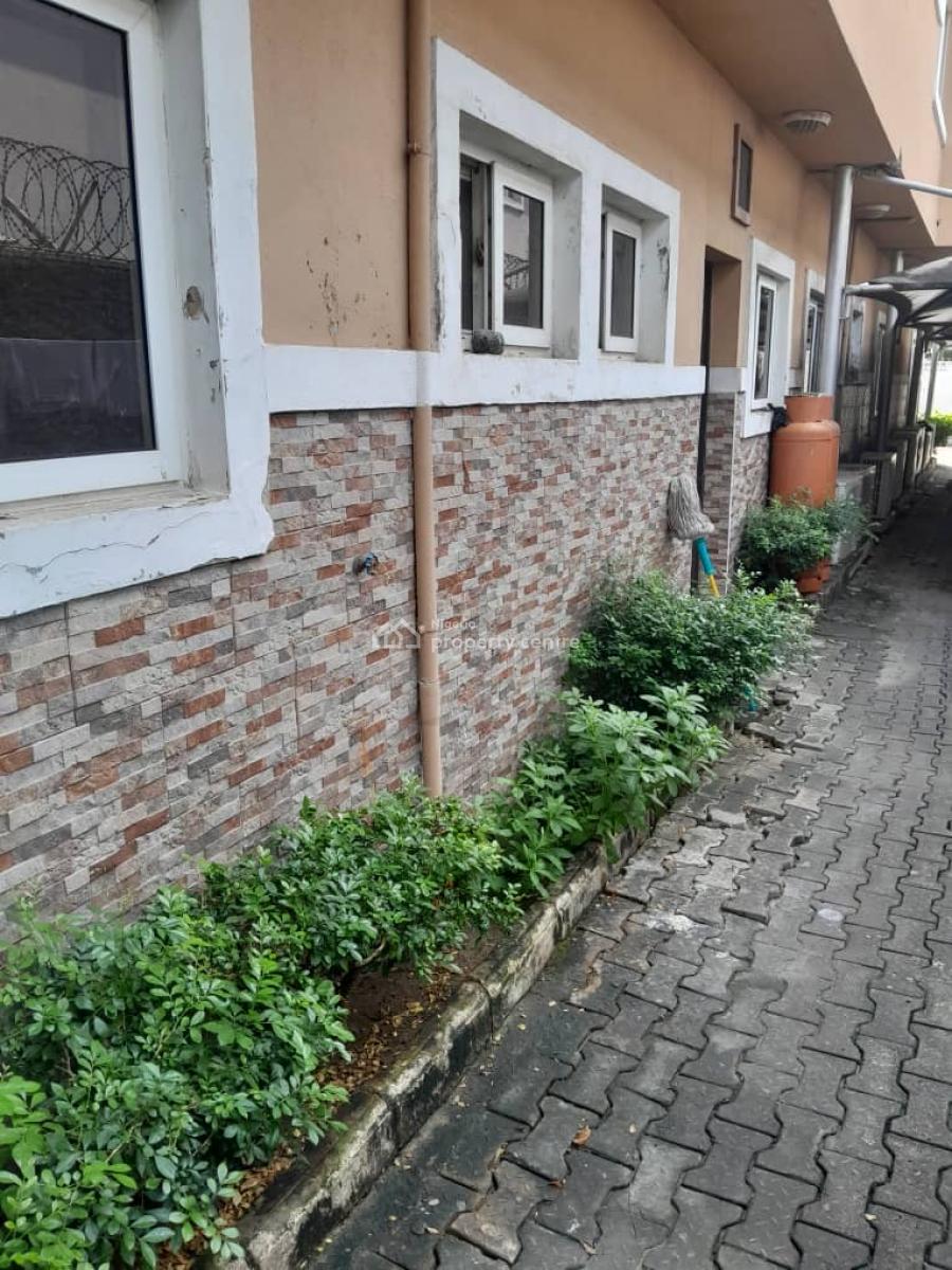 8bedroom Semi Detached Duplex at Lekki Phase 1, Lekki Phase 1, Lekki Phase 1, Lekki, Lagos, Semi-detached Duplex for Rent