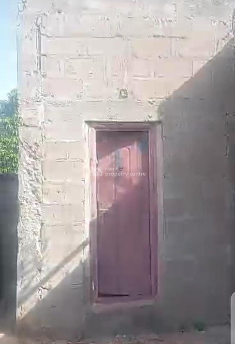 Spacious and Large 3 Bedroom Bungalow Sitting on a Plot and Half, Kason By Patience Event Center, Jalingo, Taraba, Detached Bungalow for Sale