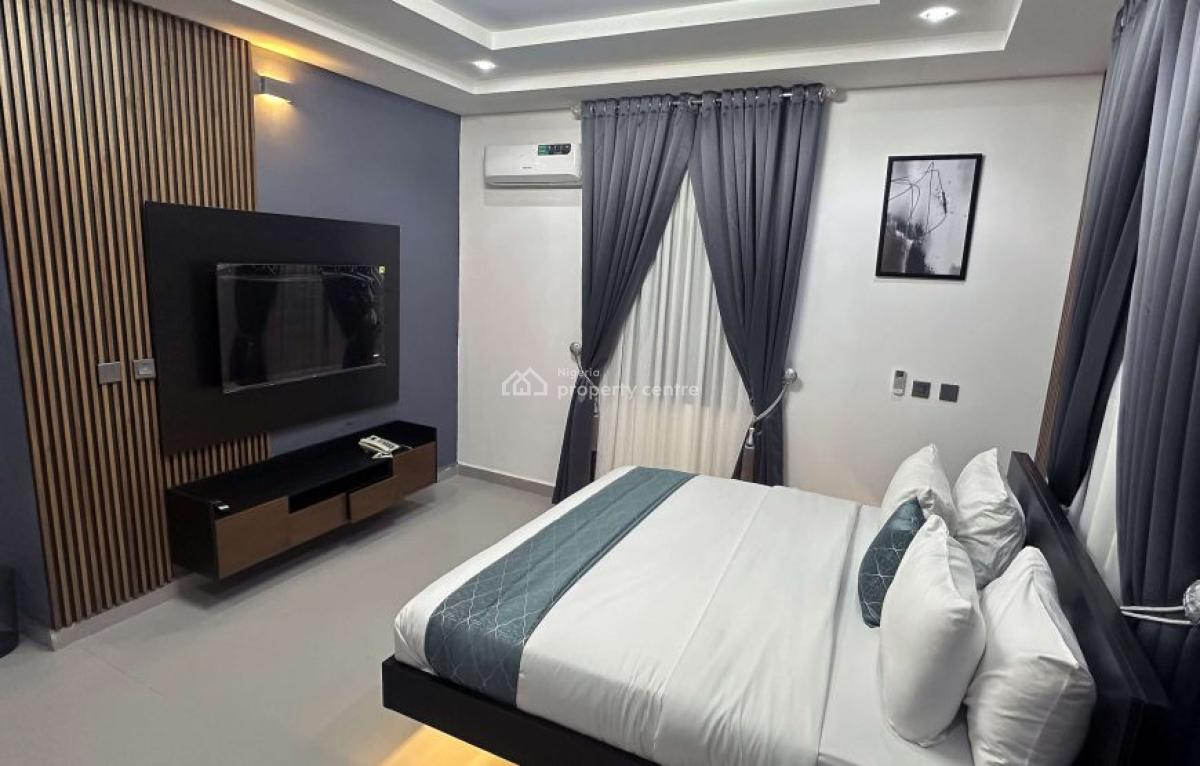 Nicely Furnished Studio Apartment, Life Camp, Abuja, Flat / Apartment Short Let