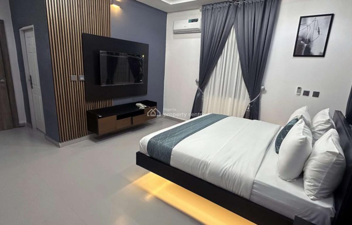 Nicely Furnished Studio Apartment, Life Camp, Abuja, Flat / Apartment Short Let