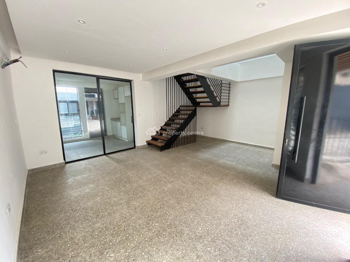 Exquisite 4 Bedroom Terraced Duplex, Ilasan, Ikate, Lekki, Lagos, Terraced Duplex for Sale