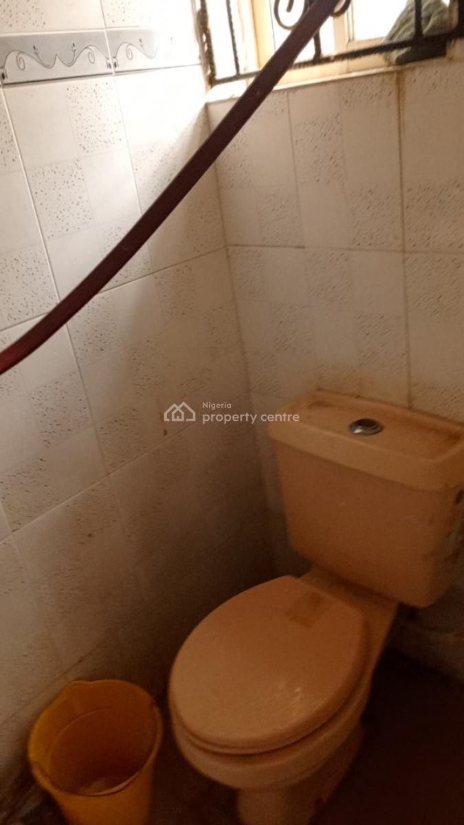 Luxury Used 6 Bedroom Detached Duplex, Governor Road, Ibeju, Lagos, Detached Duplex for Sale