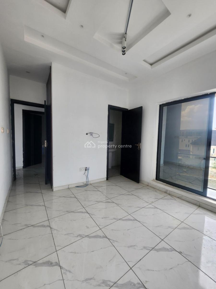 Serviced Newly Built Spacious 2 Bedrooms Apartment, Off Ologolo Drive, Ologolo, Lekki, Lagos, Flat / Apartment for Rent