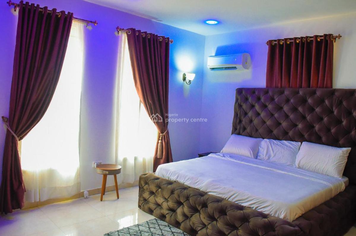 3 Bedroom Flat, Lekki Phase 1, Lekki, Lagos, Flat / Apartment for Rent