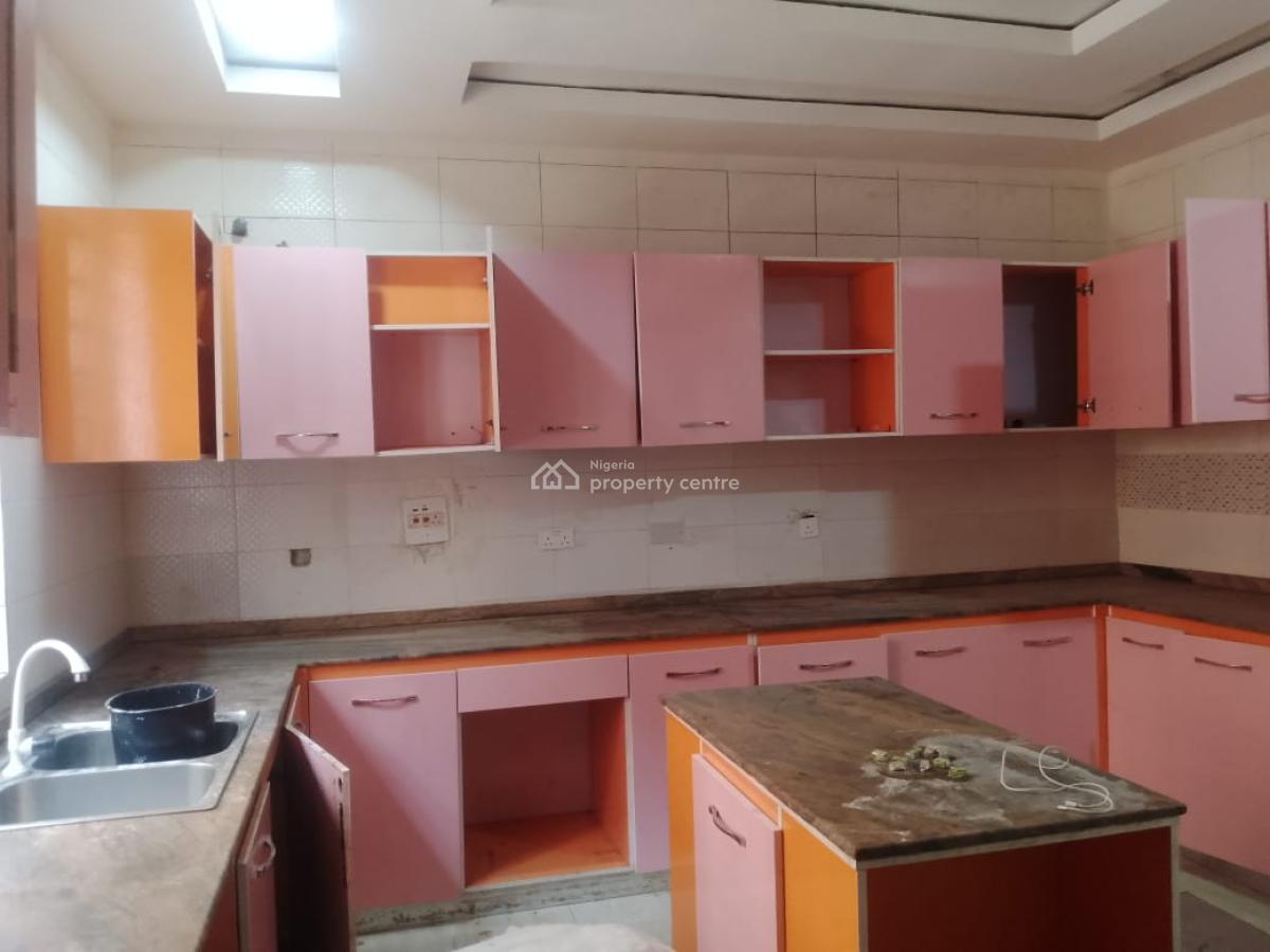 4 Bedroom Terraced Duplex on 2 Floors, Osapa, Lekki, Lagos, Terraced Duplex for Rent