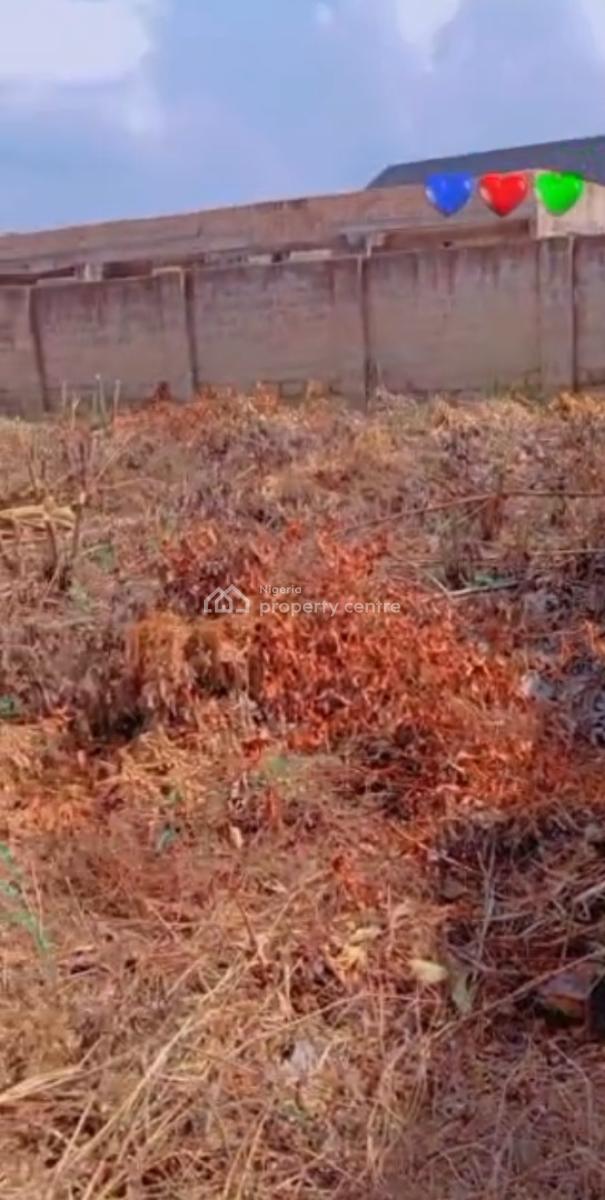 Distress Carcass 3 Bedrooms Flat Apartment with Enough Space, Lguomo Community,auchi Bypass, Benin, Oredo, Edo, Flat / Apartment for Sale