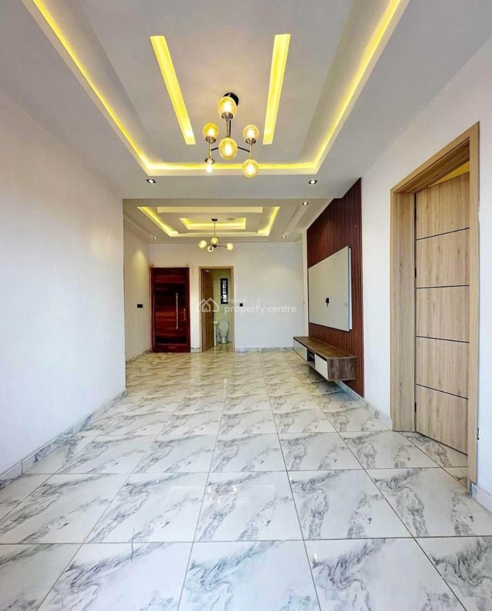 Serviced 2 Bedrooms Apartment with Swimming Pool and Gym, Ikate, Lekki, Lagos, Flat / Apartment for Rent