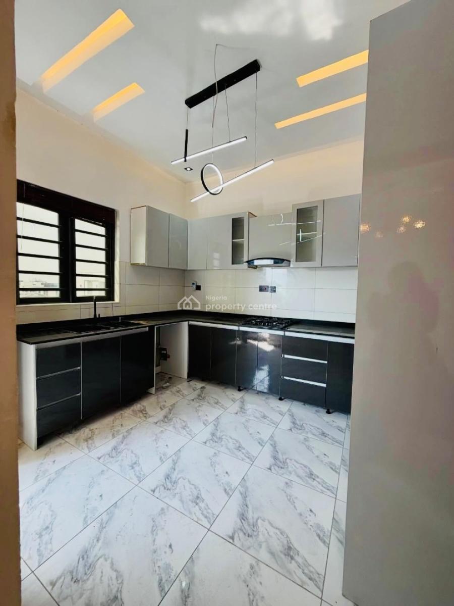 Serviced 2 Bedrooms Apartment with Swimming Pool and Gym, Ikate, Lekki, Lagos, Flat / Apartment for Rent