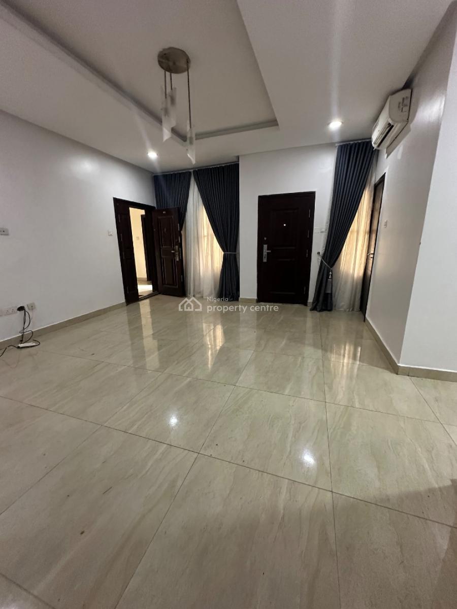 Two Bedroom Flat, Off Admiralty Way, Lekki Phase 1, Lekki, Lagos, Flat / Apartment for Rent