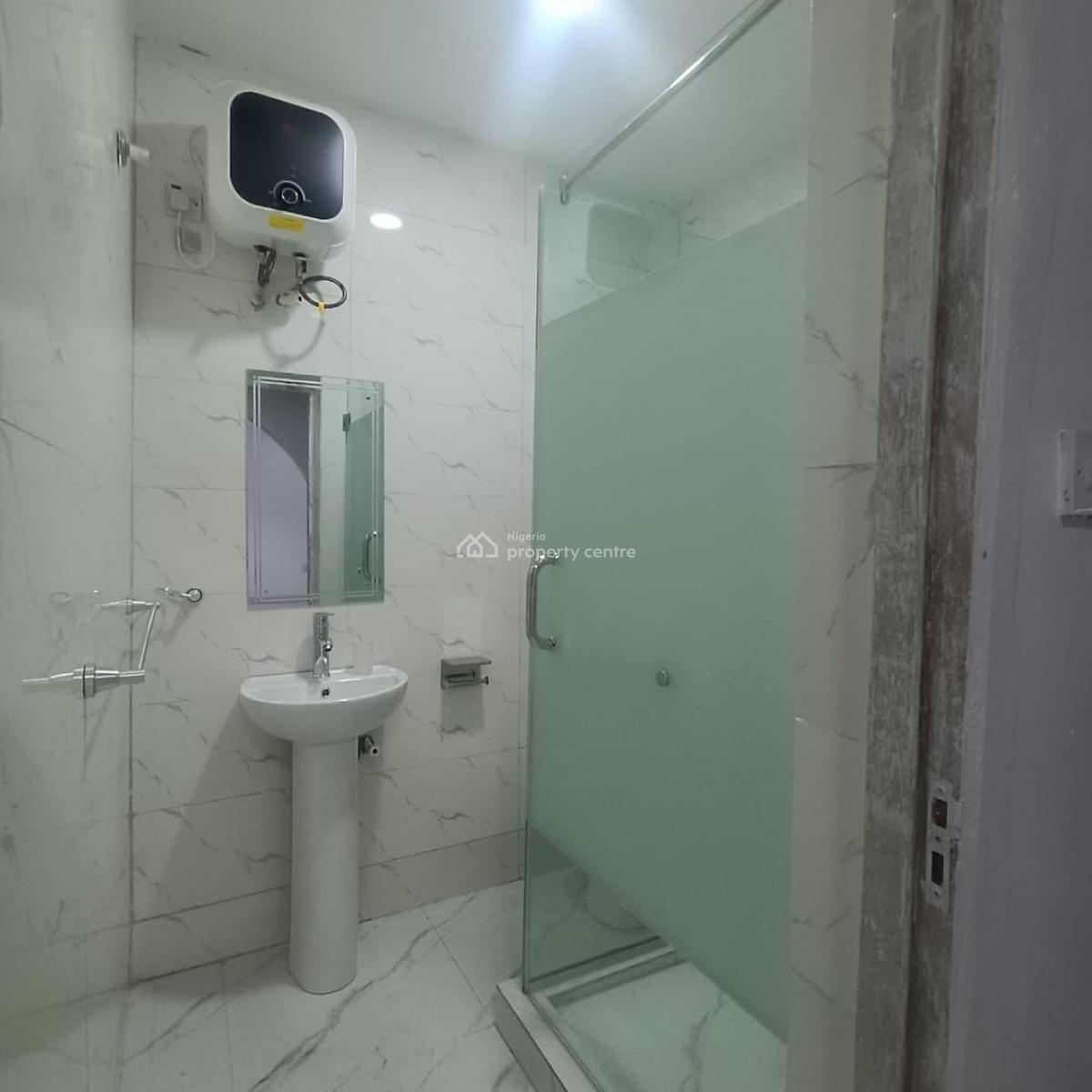 Newly Renovated Executive 3 Bedroom Flat Upstairs, Harmony Estate, Gra Phase 1, Magodo, Lagos, Flat / Apartment for Rent