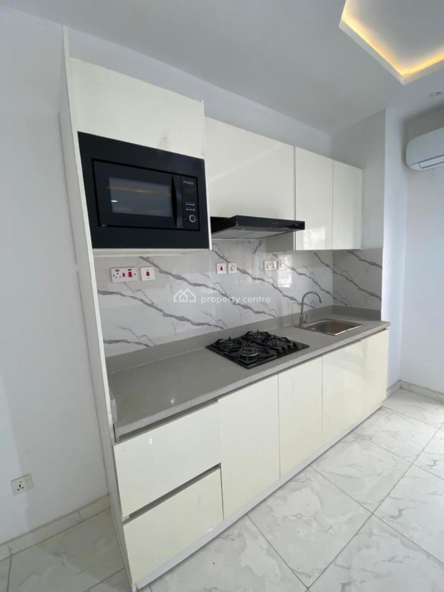 2 Bedroom Apartment, Freedom Way, Lekki Phase 1, Lekki, Lagos, Flat / Apartment for Rent