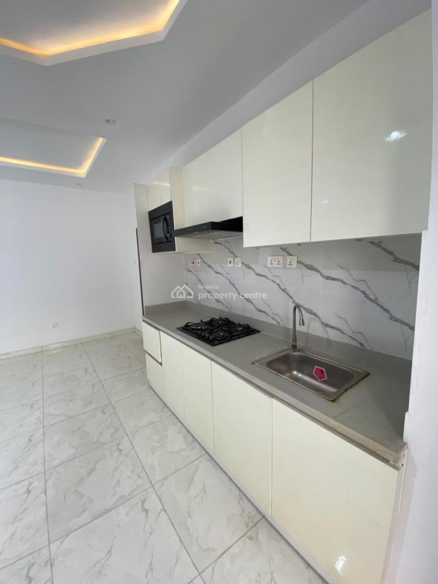 2 Bedroom Apartment, Freedom Way, Lekki Phase 1, Lekki, Lagos, Flat / Apartment for Rent