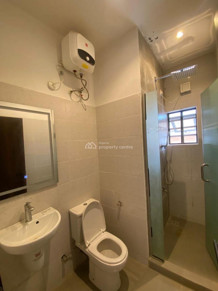 2 Bedroom Apartment, Freedom Way, Lekki Phase 1, Lekki, Lagos, Flat / Apartment for Rent