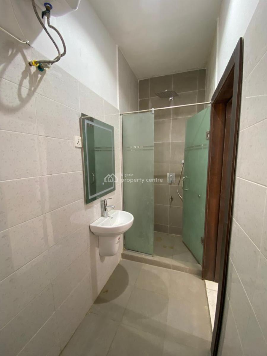 2 Bedroom Apartment, Freedom Way, Lekki Phase 1, Lekki, Lagos, Flat / Apartment for Rent