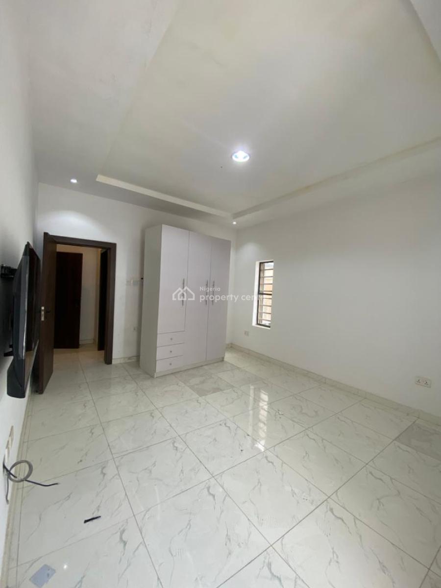 2 Bedroom Apartment, Freedom Way, Lekki Phase 1, Lekki, Lagos, Flat / Apartment for Rent