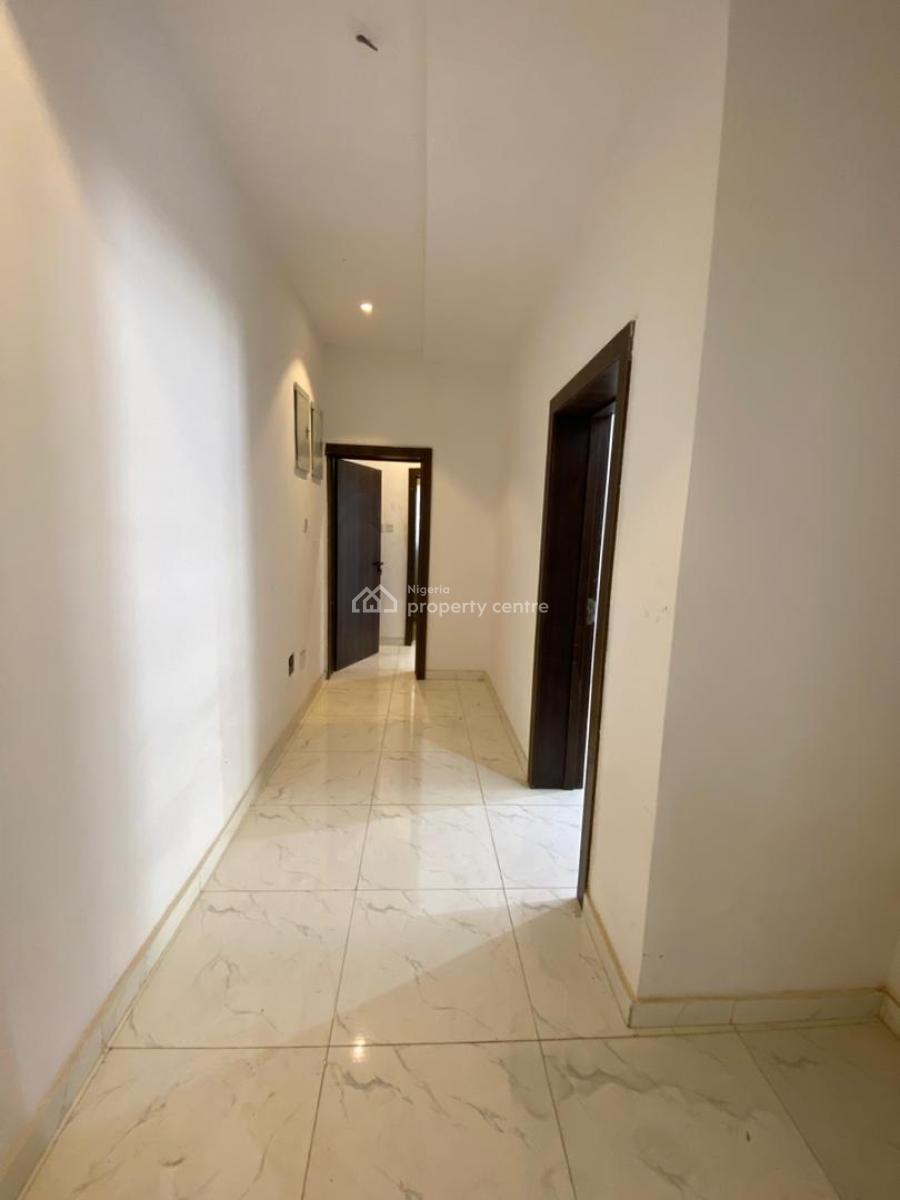2 Bedroom Apartment, Freedom Way, Lekki Phase 1, Lekki, Lagos, Flat / Apartment for Rent