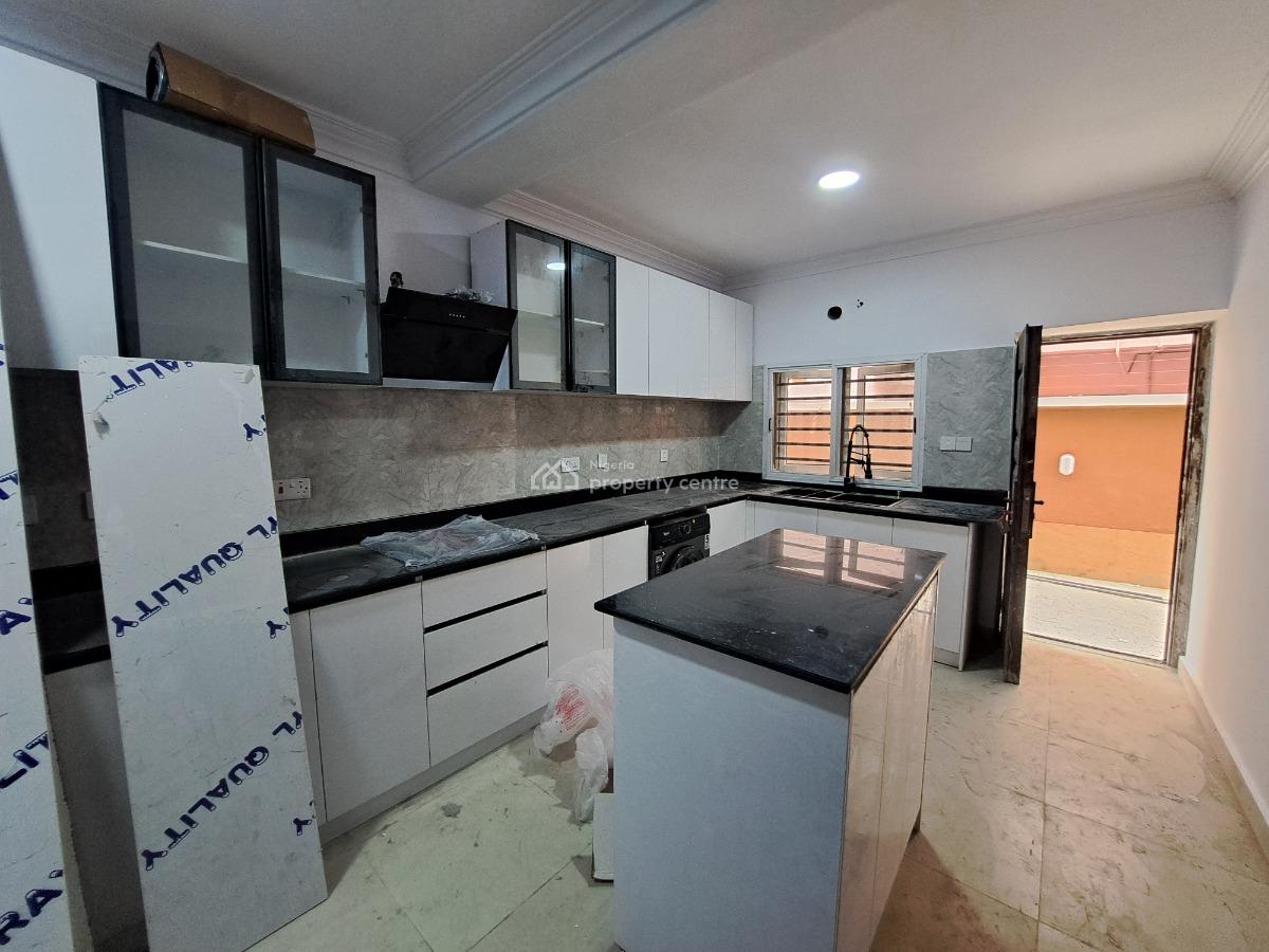 Spacious 5 Bedroom Semi-detached Duplex with 2 Rooms Bq & Gatehouse, Lekki Phase 1, Lekki, Lagos, Semi-detached Duplex for Rent