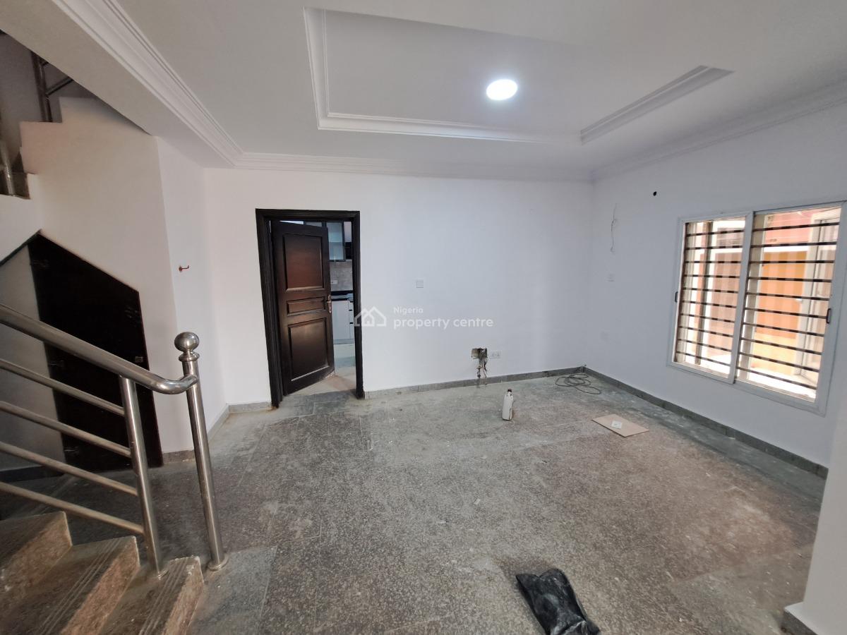 Spacious 5 Bedroom Semi-detached Duplex with 2 Rooms Bq & Gatehouse, Lekki Phase 1, Lekki, Lagos, Semi-detached Duplex for Rent