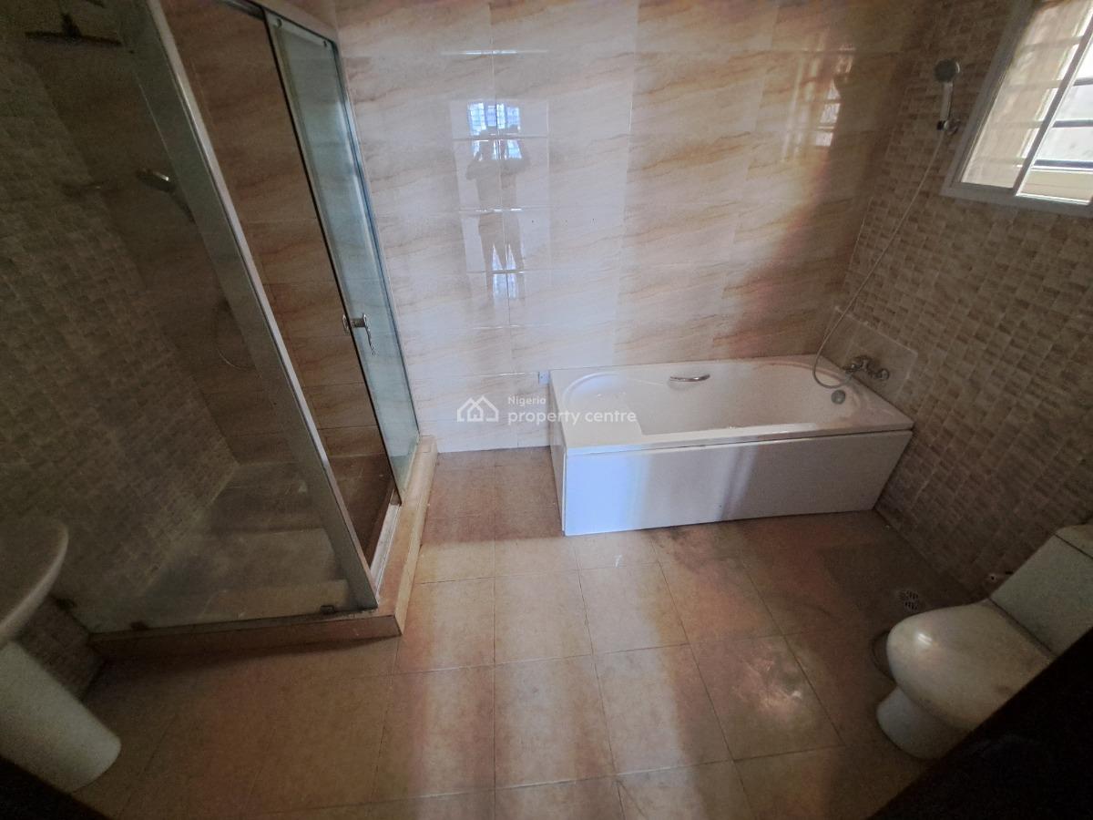 Spacious 5 Bedroom Semi-detached Duplex with 2 Rooms Bq & Gatehouse, Lekki Phase 1, Lekki, Lagos, Semi-detached Duplex for Rent