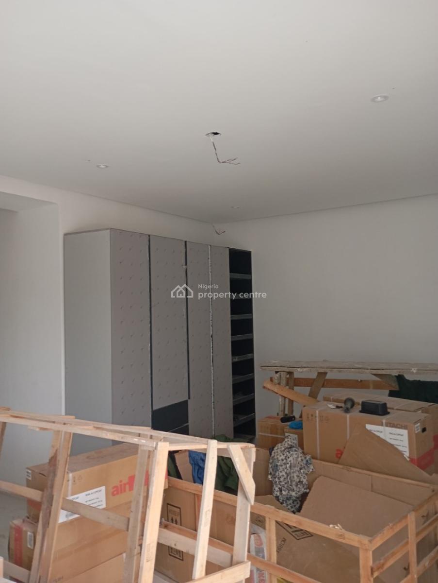 Newly Built 6 Unit of 3 Bedroom Service Apartment, U3 Estate, Lekki Phase 1, Lekki, Lagos, Flat / Apartment for Sale