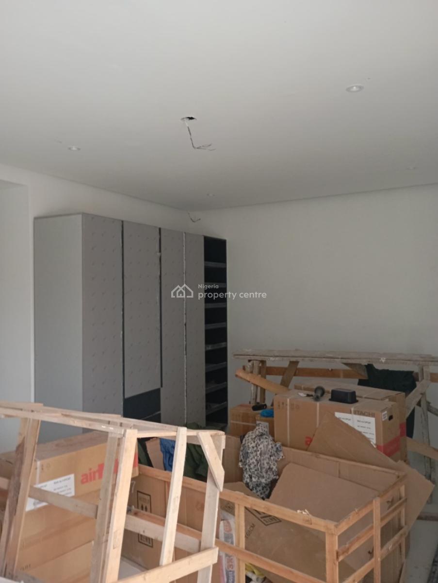 Newly Built 6 Unit of 3 Bedroom Service Apartment, U3 Estate, Lekki Phase 1, Lekki, Lagos, Flat / Apartment for Sale