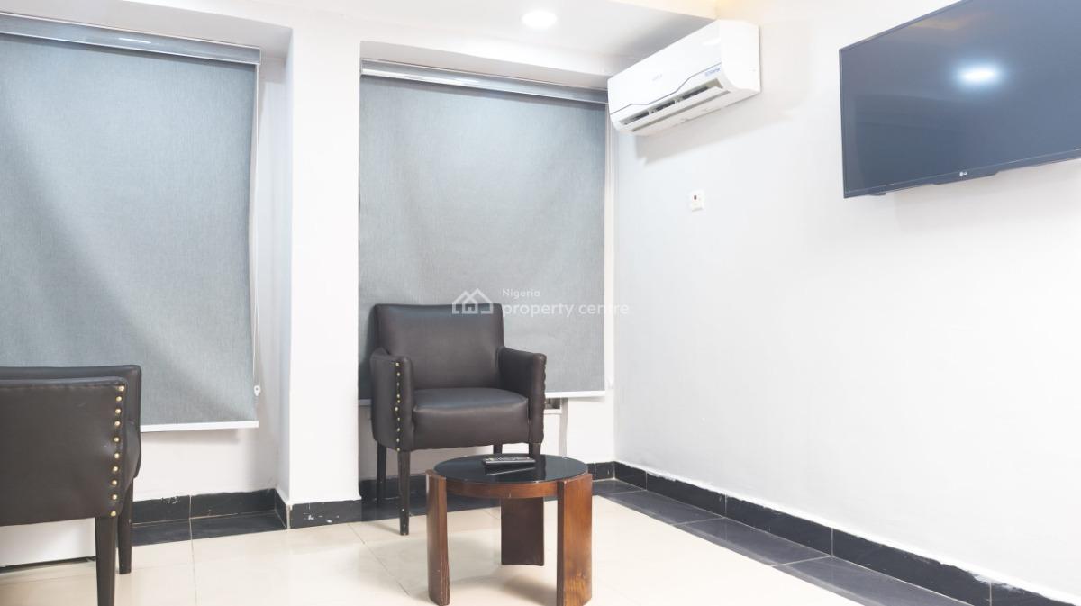 Nicely Furnished 1 Bedroom Apartment, Ikeja, Lagos, Flat / Apartment Short Let