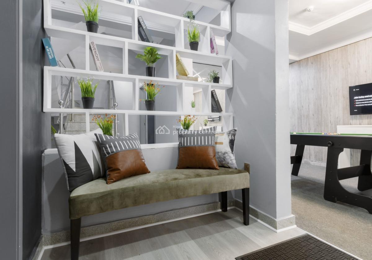 Nicely Furnished 4 Bedroom Apartment, Ikeja Gra, Ikeja, Lagos, Flat / Apartment Short Let