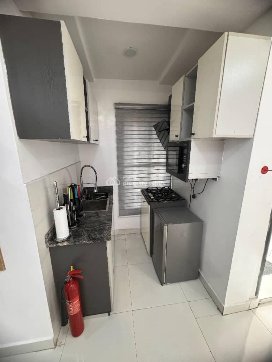 Nicely Furnished 1 Bedroom Apartment, Opebi, Ikeja, Lagos, Flat / Apartment Short Let