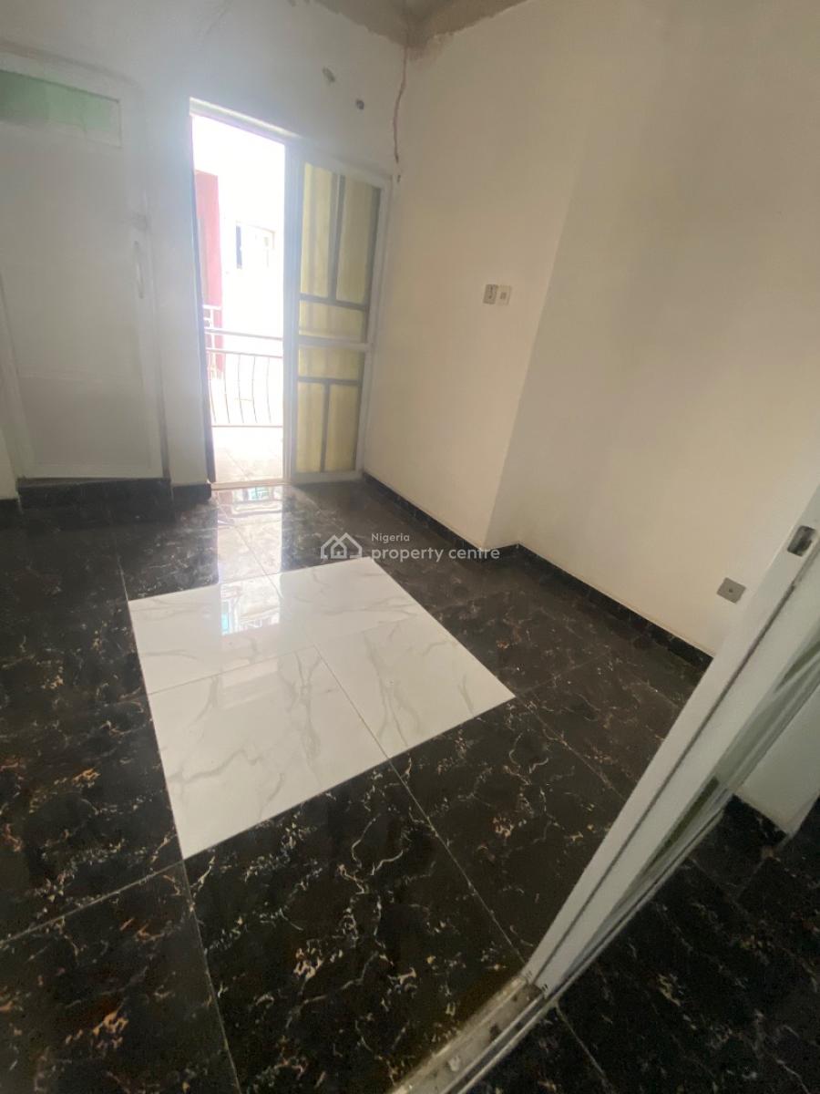 Lovely 2bed with Constant Light in a Gud Estate, Abraham Adesanya, Ajah, Lagos, Flat / Apartment for Rent