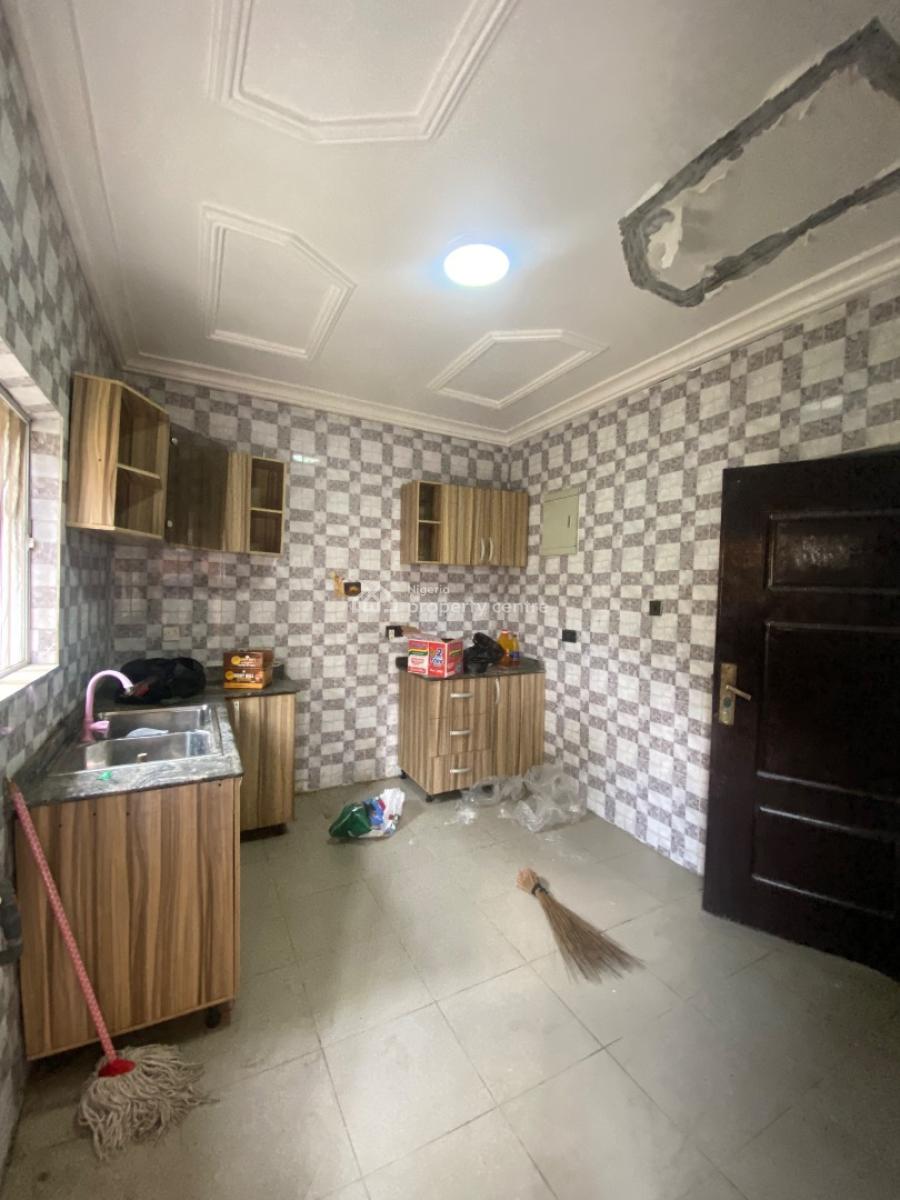 Lovely 2bed with Constant Light in a Gud Estate, Abraham Adesanya, Ajah, Lagos, Flat / Apartment for Rent