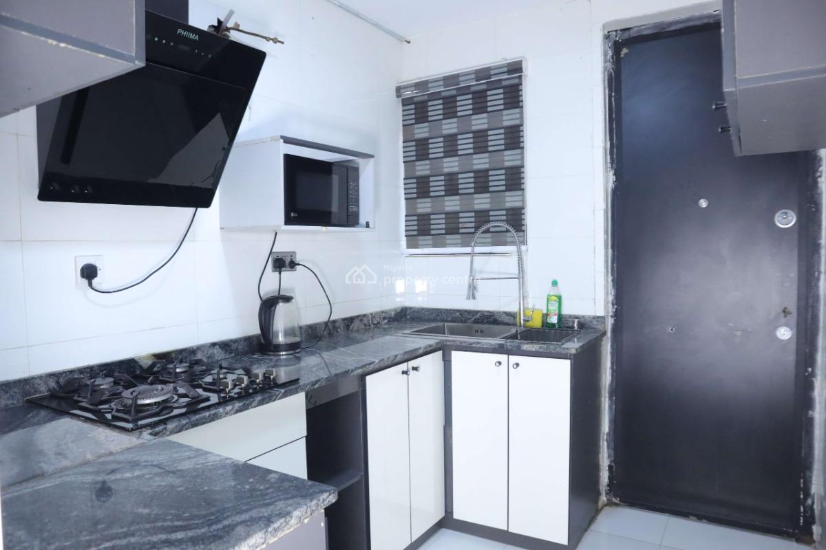 Nicely Furnished 2 Bedroom Apartment, Opebi, Ikeja, Lagos, Flat / Apartment Short Let