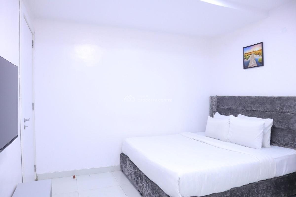Nicely Furnished 2 Bedroom Apartment, Opebi, Ikeja, Lagos, Flat / Apartment Short Let