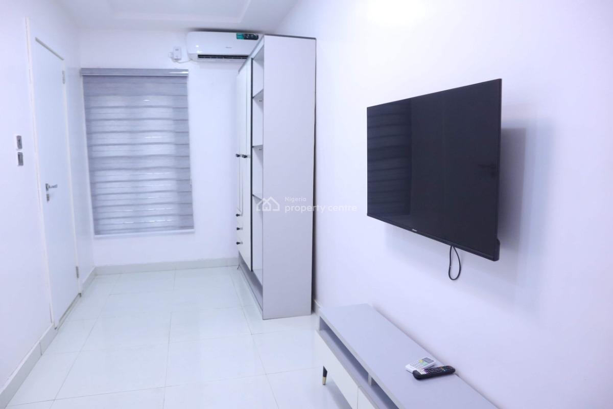 Nicely Furnished 2 Bedroom Apartment, Opebi, Ikeja, Lagos, Flat / Apartment Short Let