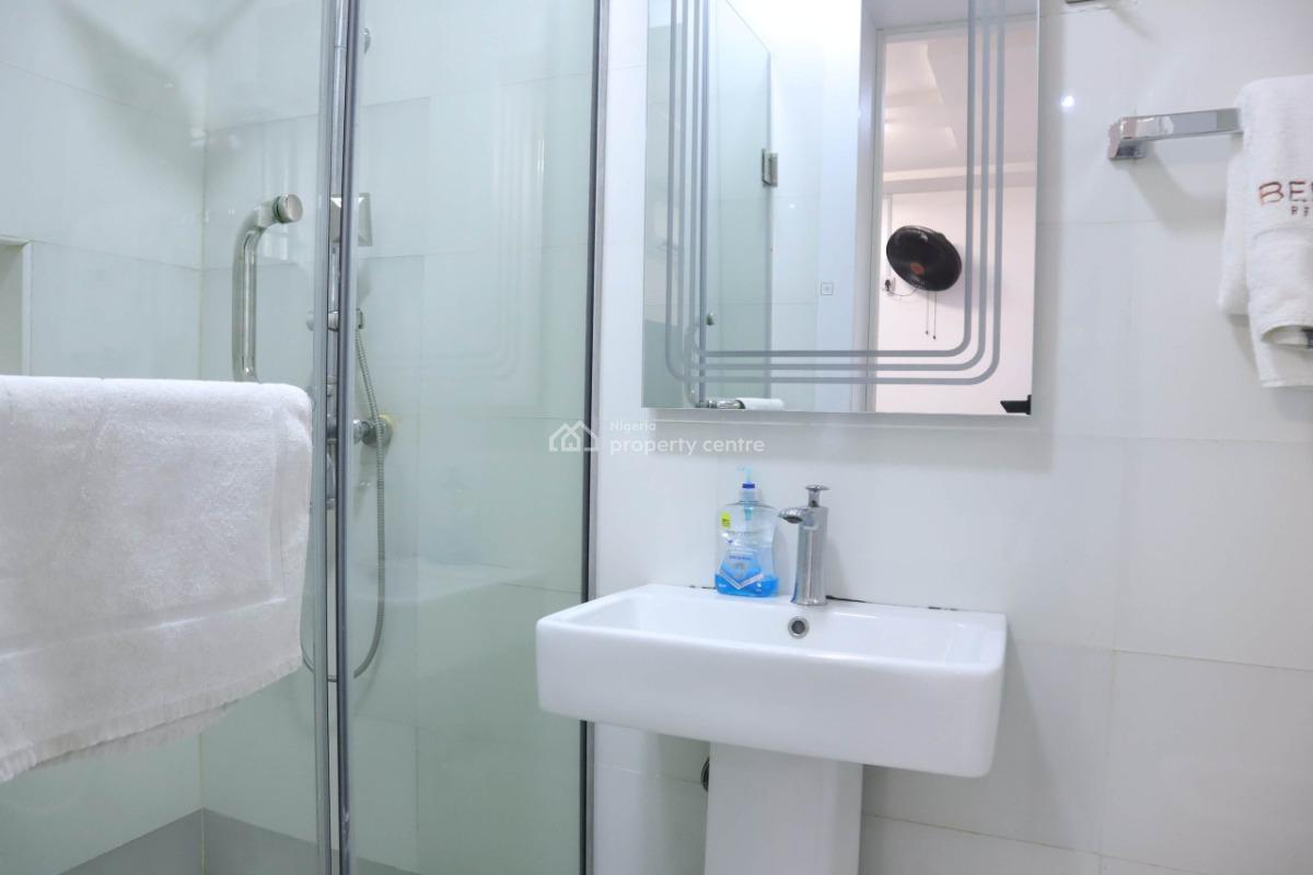 Nicely Furnished 2 Bedroom Apartment, Opebi, Ikeja, Lagos, Flat / Apartment Short Let