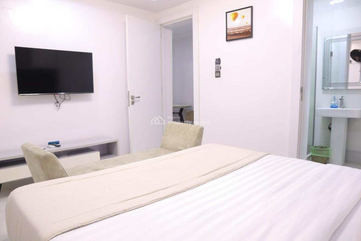 Nicely Furnished 2 Bedroom Apartment, Opebi, Ikeja, Lagos, Flat / Apartment Short Let