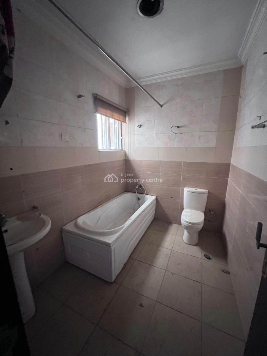 Spacious 4 Bedroom with Bq in an Estate, Main Utako, Utako, Abuja, Semi-detached Duplex for Rent