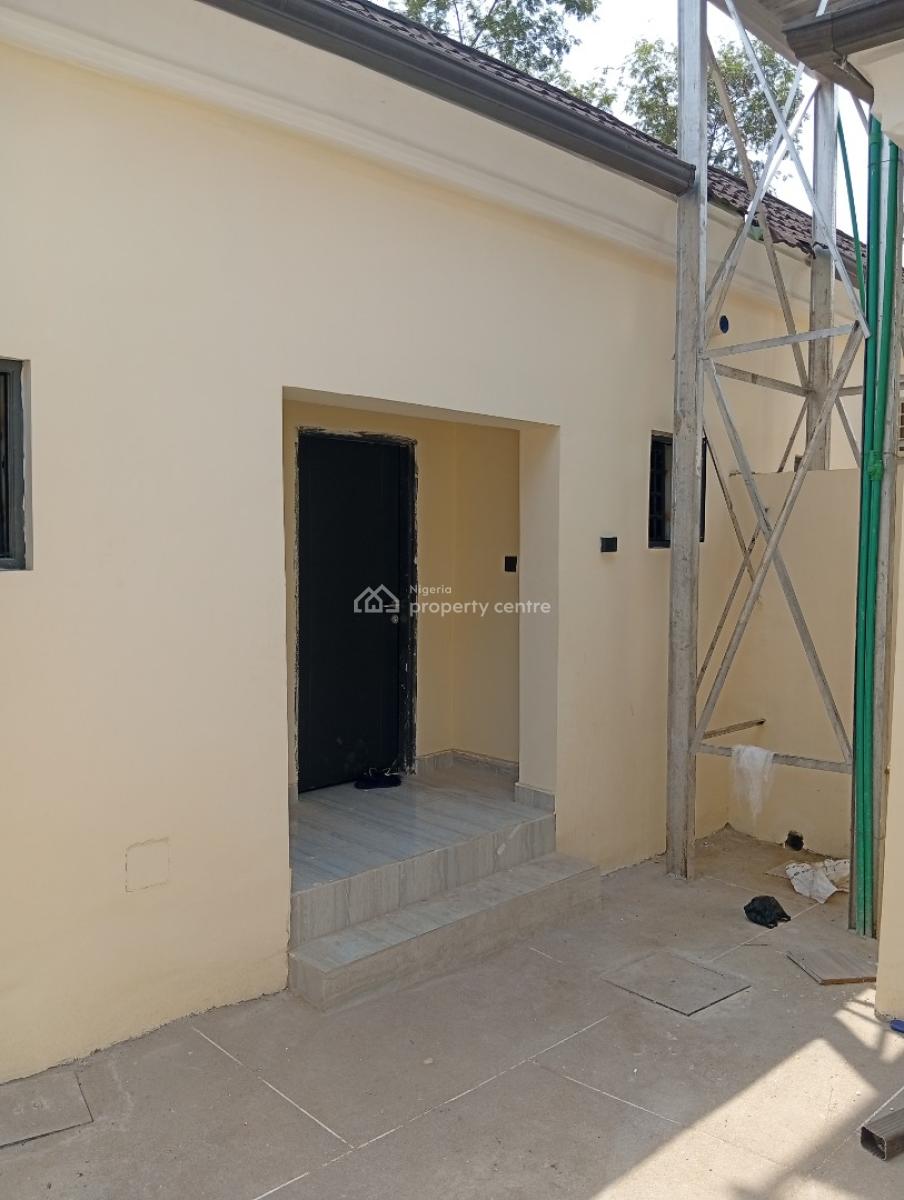 3bedrooms Duplex with 2rooms Bq, Naf Valley Estate, Asokoro District, Abuja, Detached Duplex for Rent