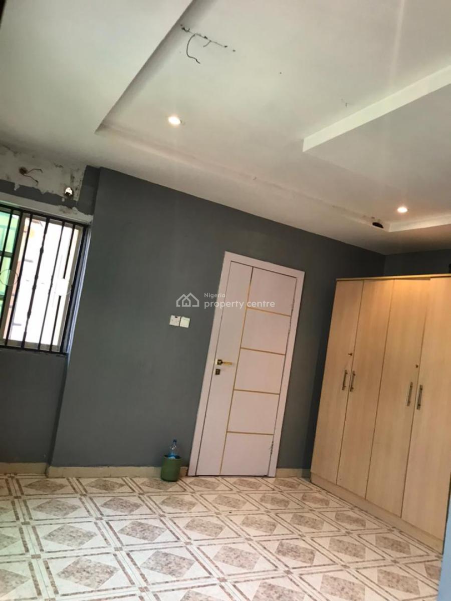 Very Standard Clean Massive Mini Flat Upstairs, Off Admiralty Way, Ikate, Lekki, Lagos, Mini Flat (room and Parlour) for Rent